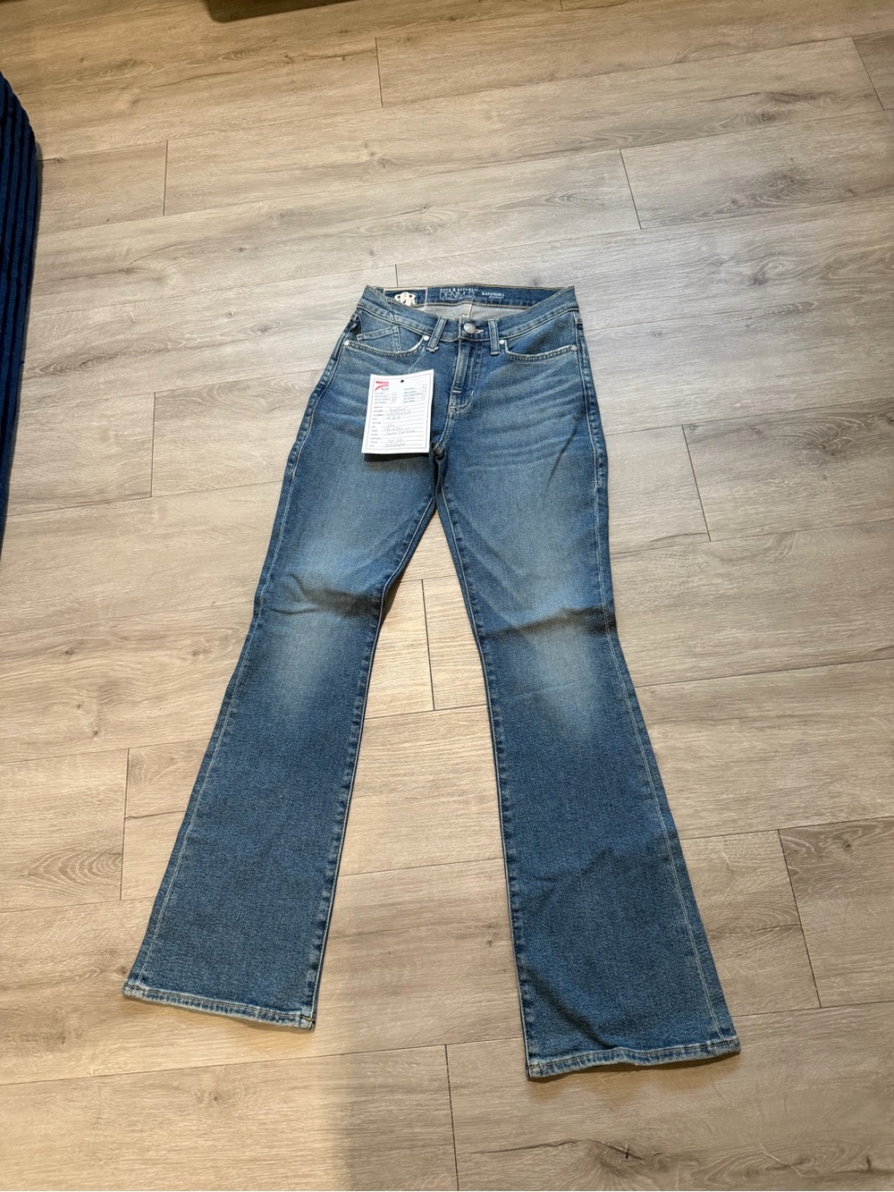 Rock & Republic Blue Flare Jeans Kasandra bootcut jeans 6 m fame fortune modern